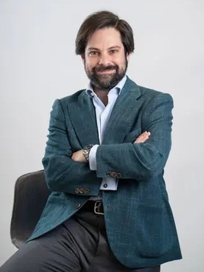 Salvador, profesor de Centro de Estudios Garrigues